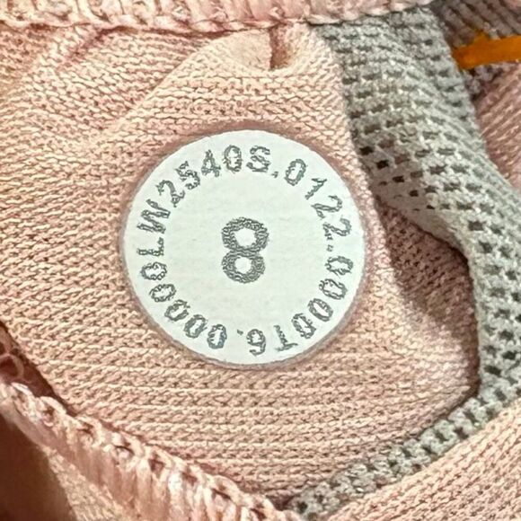 Lululemon Energy Strappy Sports Bra Blush Pink Size 8 W2540S - Picture 5 of 5